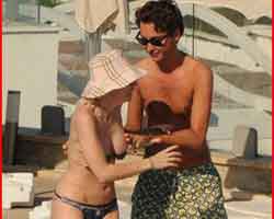 Gülşen... BODRUM'DA GÖĞÜS FRİKİĞİ!