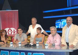 "Huysuzla Dans Eder Misin?"... SPASTİK ÇOCUKLAR İLE EL ELE!