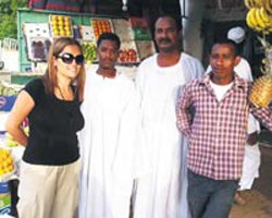 Reyhan Karaca... "KONUŞAN DİNGİLLER KAPATIN ÇENENİZİ!"