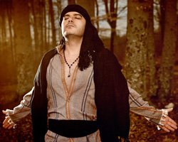 Efe... TÜRKÜLER EGE'DEN FOTOĞRAFLAR ALP  DAĞLARI'NDAN