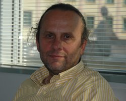 Yönetmen İsmail Güneş...  `TÖRE İLE CİNAYET YAN YANA GETİRİLEMEZ!'