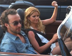 Nev... RALLİ ŞAMPİYONUYLA KLİP ÇEKTİ!