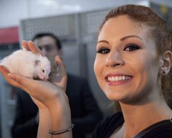 "Seni Bana Yazmışlar"... YELİZ KUVANCI'NIN HAYVAN SEVGİSİ!