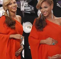 Beyonce... HAMİLE OLDUĞUNU AÇIKLADI!
