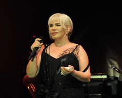 Sezen Aksu... 2013 YILININ TELİF GELİRİ BİRİNCİSİ!