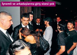 Aras Bulut İynemli kapıdan içeri alınmadı... KARİZMA FENA ÇİZİLDİ !..