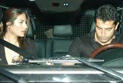 Kenan İmirzalioğlu-Özge Akbulut... YAKALANINCA PANİK YAPTILAR!