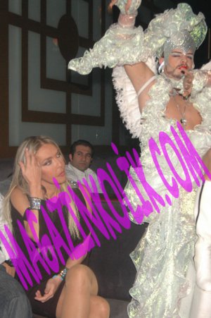 Magazinkolik yazarsa doğru yazar? İŞTE AHU TUĞBA'NIN EVLENMEYE HAZIRLANDIĞI ERKEK?