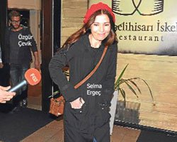 Selma Ergeç-Özgür Çevik... TAZE AŞIKLAR!
