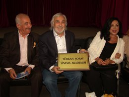 Türkan Şoray .... MÜJDAT GEZEN SANAT MERKEZİ'NDE ADINA KURULAN AKADEMİDE DERS VERECEK?