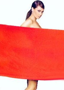 Hülya Avşar... HAYATI YAZILIYOR... İPLİĞİ PAZARA ÇIKACAK !..