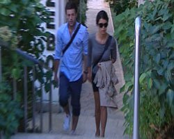 Beren Saat... GİZEMLİ ARKADAŞI KİM?