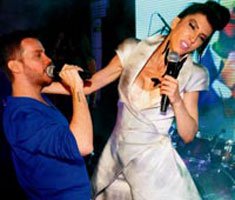 Sinan Akçıl... "HANDE'Yİ MUTLU ETMEYİ SEVİYORUM!"