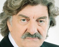 Tiyatrocu Ünal Silver... "BENİM KIZIM EŞCİNSEL!"