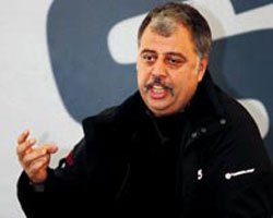 Hamdi Alkan... "KUZEY-GÜNEY"İ "Tİ"YE ALDI!