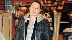 Vahide Gördüm... BİRAZ DAHA DİNLENMEYE İHTİYACIM VAR..