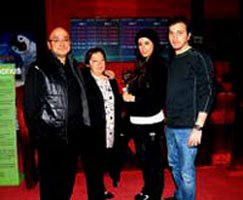 Ebru Destan-Mete Okay... AİLE SAADETİ!