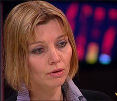 Elif Şafak... "YANGIN VAR' DEDİ!