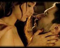 'Mahpeyker Kösem Sultan' ... SEVİŞME SAHNESİ YÜZÜNDEN MAHKEMELİK!