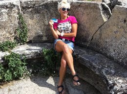 Pamela? MÜZE KART SAHİBİ OLDU !..