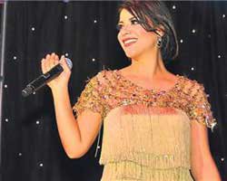 Zara... MÜZİK ZİYAFETİ ÇEKTİ!