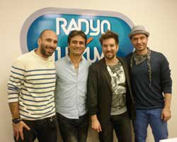 GRİPİN'DEN ARABESK'E SAYGI!