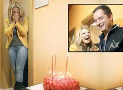 Hadise... AĞLATAN DOĞUM GÜNÜ SÜRPRİZİ!