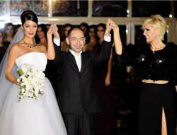 BU DEFİLEDE KİLOLAR KONUŞULDU!