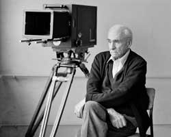 Ömer Lütfü Akad... TÜRK SİNEMASI'NIN DUAYEN YÖNETMENİ ÖLDÜ...