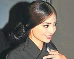 Melike İpek Yalova... KAÇAK İŞÇİ ÇALIŞTIRMAKTAN ARANIYOR!