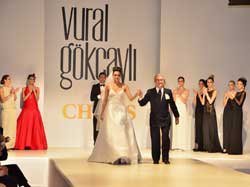 Vural Gökçaylı... "ANADOLU MEDENİYETLERİNDEN İZLER" DEFİLESİ!