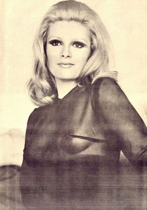 Ajda Pekkan...ZAMANI DURDURAN ENERJİ!