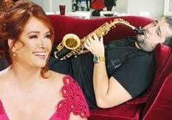 Müjde Ar-Ata Demirel... AYSELGÜREL ŞARKILARINDA DÜET!