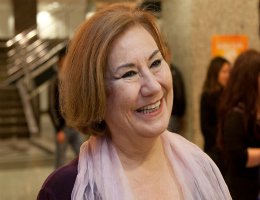 Gülşen Tuncer...FELÇ OLMA RİSKİ TAŞIYOR!