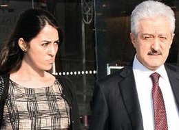 TFF Başkanı Mehmet Ali Aydınlar? KIZIYLA 3 KORUMALI ALIŞVERİŞ KEYFİ!..