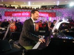 Ozan Doğulu... KANYON'U YIKTI, GEÇİRDİ!