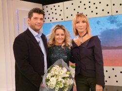 Pınar Aylin... 3 YILLIK SEVGİLİSİYLE İLK KEZ CANLI YAYINDA!