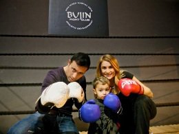 Mustafa Sandal... SANDAL'LAR RİNGE ÇIKTI...