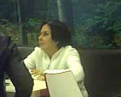 Nilüfer... SAÇLARINI KESTİRDİ!