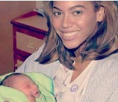 Beyonce...  BİR KIZ ÇOCUĞU DÜNYAYA GETİRDİ!..