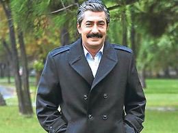 Erkan Petekkaya...	'ÖYLE BİR GEÇER ZAMAN Kİ 'DE ŞOK GELİŞME'
