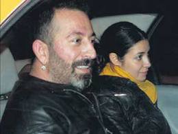 Cem Yılmaz-Ahu Yağtu... YURTDIŞINDA EV ARIYORLAR!