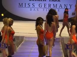 Miss Germany...PODYUMUN TÜRK GÜZELLERİ!