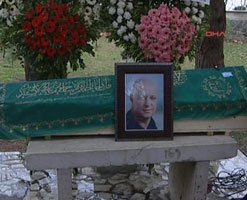 Behçet Türekul... GÖZYAŞLARIYLA UĞURLANDI!