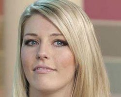 İKİ VAJİNALI KADINA REKOR TEKLİF!