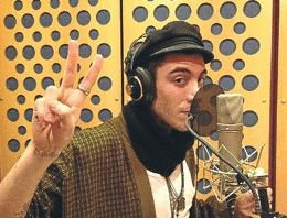 Can Bonomo... EUROVİON'UN ESKİ TEMSİLCİLERİNDEN MESAJ VAR!