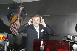 Nuri Alço...GAZOZLARI NEDEN İÇİRDİĞİNİ ANLATTI!