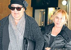 Meral Okay... VASİYETİNİ AİLESİ DEĞİL, CAN DOSTLARI YERİNE GETİRDİ!