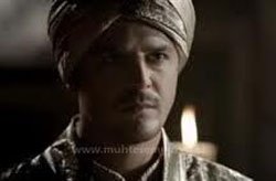 "Muhteşem Yüzyıl"... HÜRREM'İ ŞEHZADE MUSAFA KORKUSU SARIYOR!