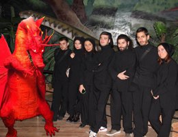 "Yetenek Sizsiniz"? "KAPKARA SHOW"DAN EJDERHALI GÖVDE GÖSTERİSİ?